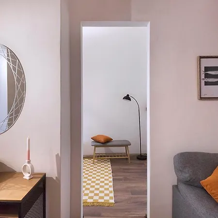 Apartment High Note